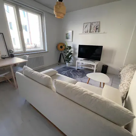 Ihana Yksioe Turun Keskustassa Τούρκου