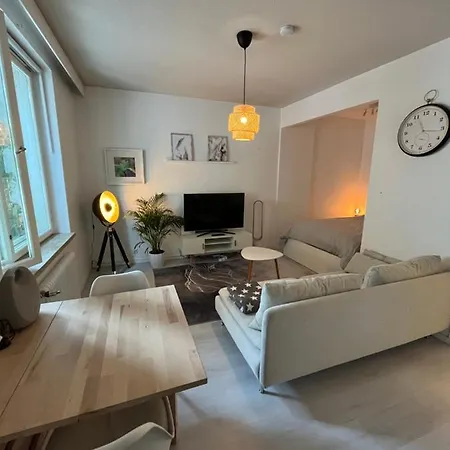 Ihana Yksioe Turun Keskustassa Τούρκου